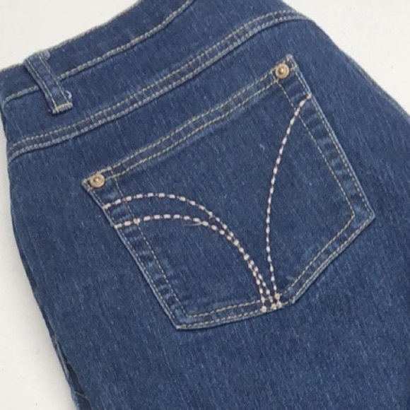 LIKE NEW SIMON CHANG STRAIGHT LEG JEANS 10/30x29 ⭐️ - Picture 6 of 12
